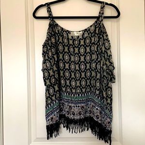 Top, off the shoulder